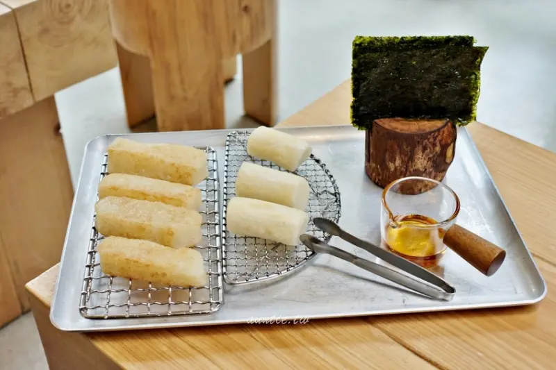 【台北】annyoung cafe 東區 ig 超紅韓風咖啡廳 蜂蜜海苔年糕 香草布丁必點推薦 - 水晶安蹄 不務正業過生活