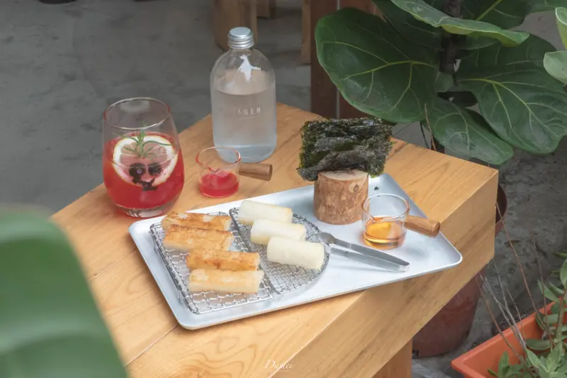 東區新開幕韓系咖啡館，沒吃過蜂蜜搭海苔的年糕吧？-Annyoung Cafe 你好咖啡
