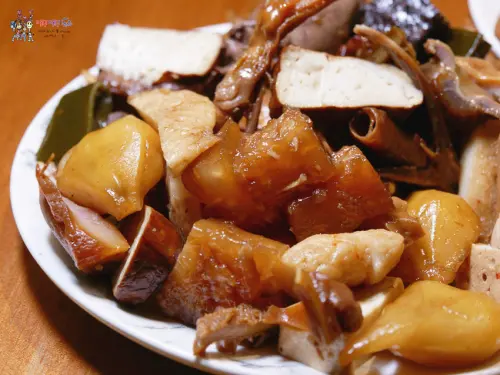 【中原夜市滷味推薦】中源大戲院對面《田媽媽傳統滷味》桃園滷味節人氣王~鴨翅新鮮柔軟入味不會太死甜死鹹 | 哪哪麻