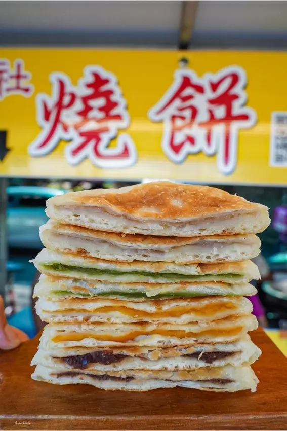 | 高雄美食 |50年燒餅攤車/銅板美食$10燒餅/下午茶必吃/大社燒餅