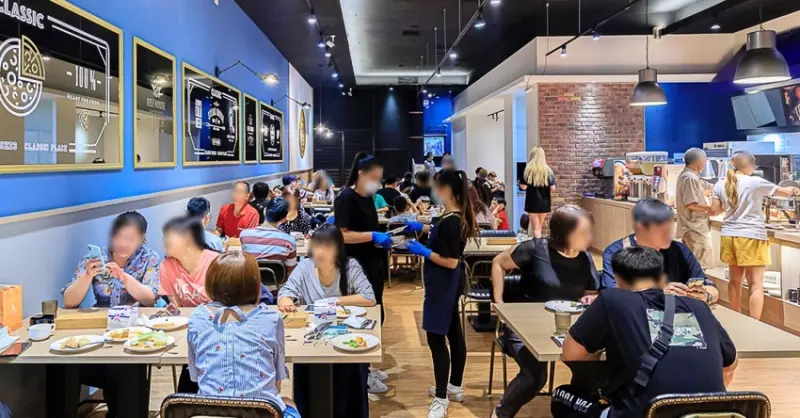 牛室炙燒牛排，台中最新吃到飽！最低只要299元就能享用pizza、湯品、熟食燴飯、炸物小點、水果沙拉吃到飽！