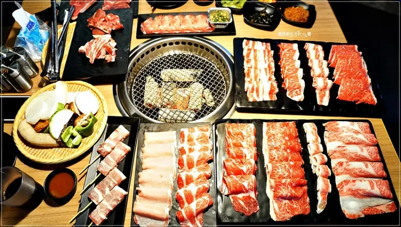 【板橋美食】燒肉殿／板橋捷運站～日本鹿兒島A5和牛、海鮮吃到飽、飲料、啤酒無限暢飲，宵夜進場麻辣烤魚免費送你吃