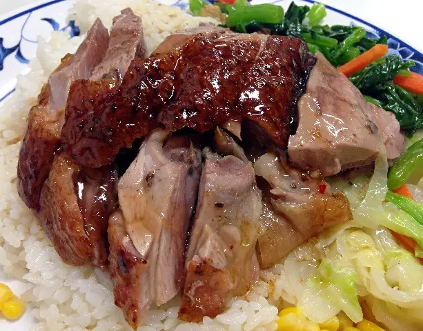 {食記} 香港家鴻燒鵝~台灣也吃的到的美味燒鵝