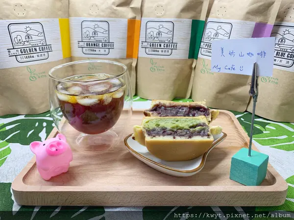 【台南。美食】大柯紅豆餅。13元可以買到厚度達7.5公分的爆餡脆皮紅豆餅，高CP值下午茶甜點，8種口味都好吃！｜附菜單