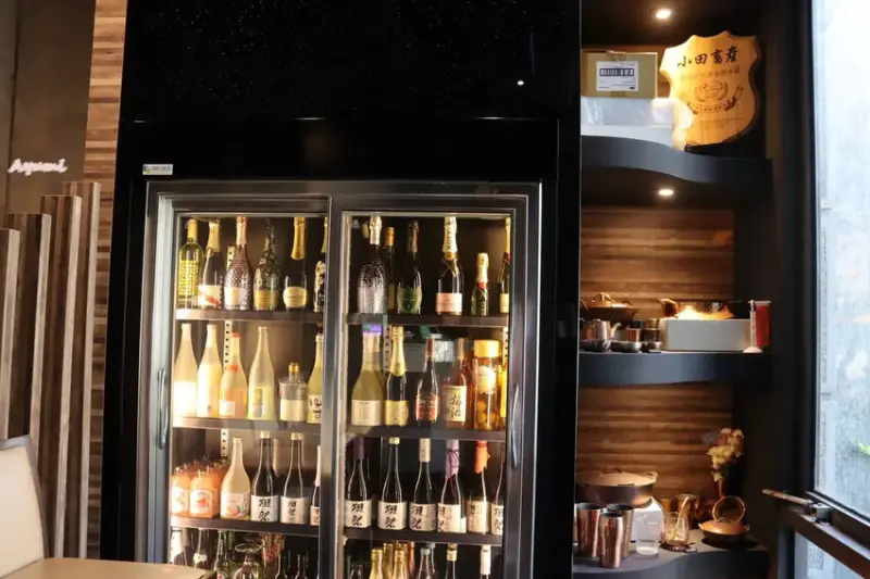 [高雄鍋物推薦]銅花精緻涮涮鍋－美術館店/吃鍋還有桌邊服務太