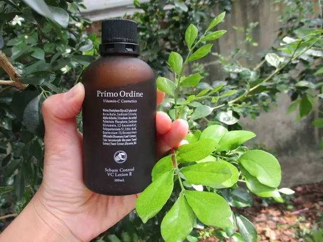 VC維他命多效活膚液