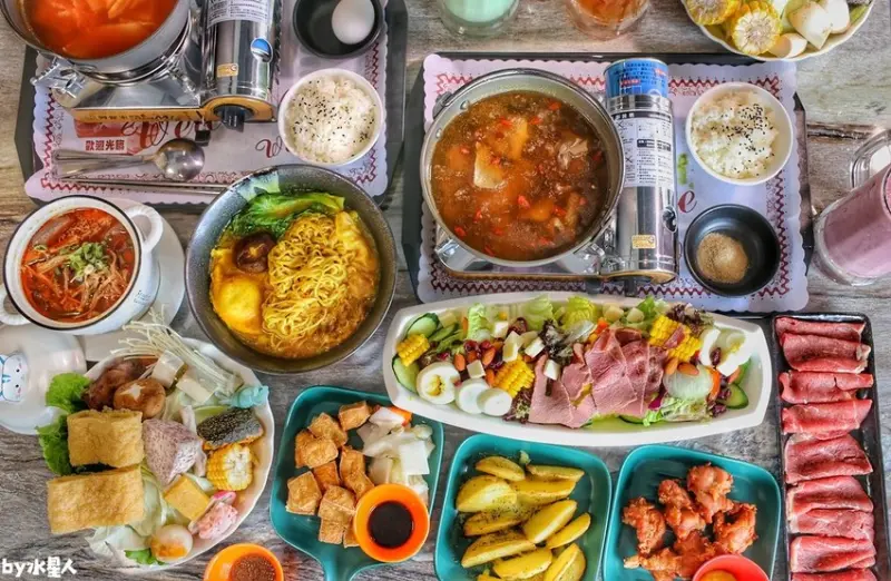 老字號茶坊全新裝潢！復古台式泡沫紅茶店，上百樣餐點茶飲選擇，20年老味道不變