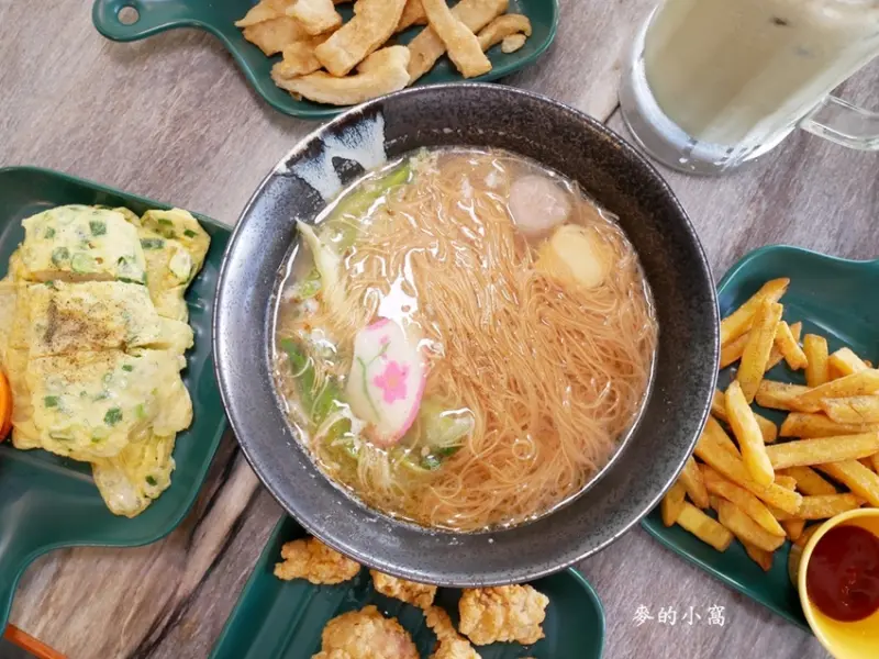 台中東區｜玉軒居茶水棧～在地經營多年的老店重新裝潢，是平價版的春水堂而且種類更多樣化