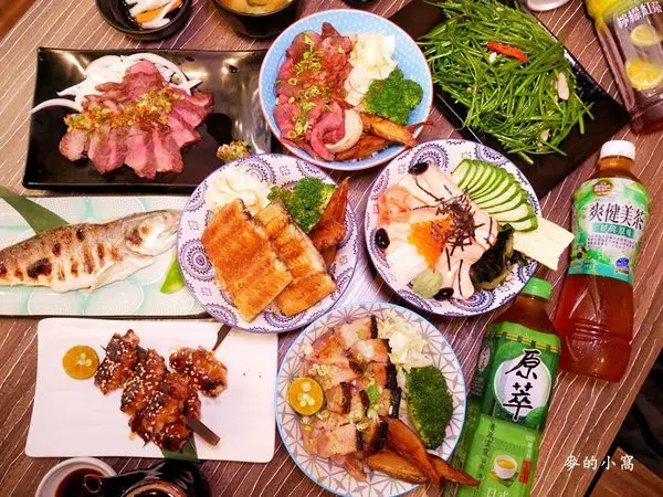 新北三重丼飯｜佐佳丼飯屋～隱身在中央市場/三和夜市的美味白鰻魚丼飯，讓你吃到最自然鮮甜的鰻魚