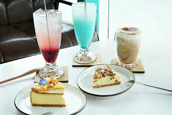 龍潭景觀咖啡廳-龍咖啡，眺望南天宮、龍潭大池河畔美景夢幻玻璃屋咖啡廳，龍潭下午茶推薦