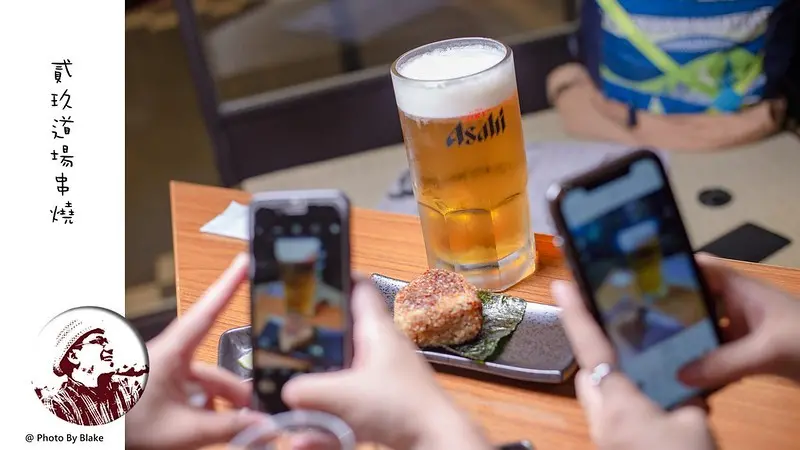 日籍師傅親自指導的串燒店，東西好吃外，1000ml日本生啤竟然賣這麼便宜！｜布雷克出走旅行視界