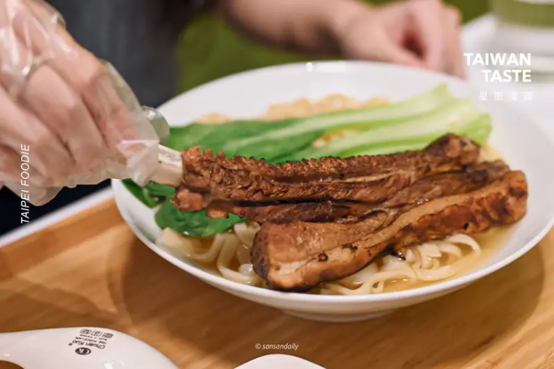 新加坡x台灣 混血肉骨茶 星廚湯麵 圓山花博附近美食 中山肉骨茶推薦｜sansan吃台北