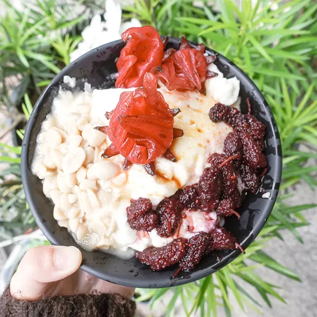 花蓮瑞穗美食。鮮奶豆花冰店  超香濃鮮奶豆花  還有手作豐盛配料