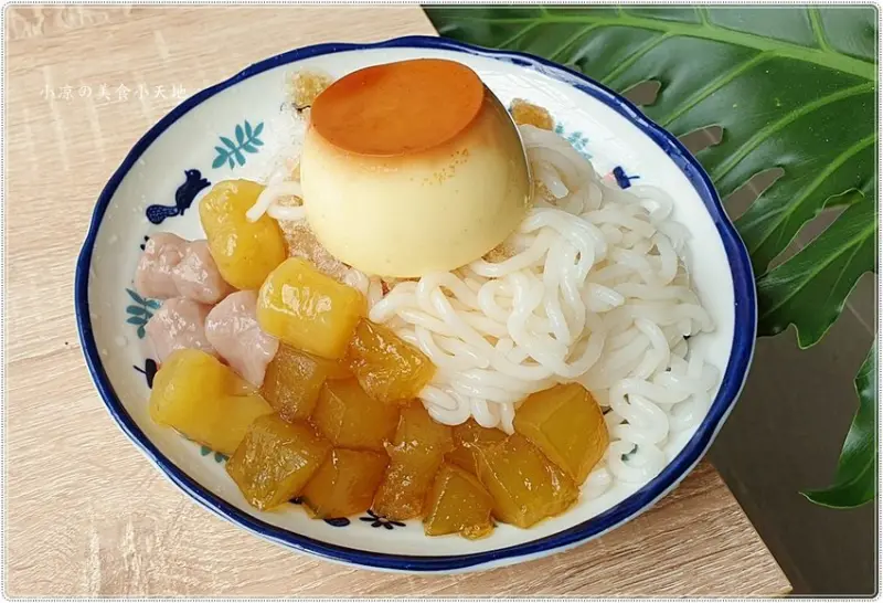 宅食趣喫甜所║藏匿透天厝內的文青甜品店，以剉冰、豆花、純米蘿蔔糕、祖傳鹹粿等古早味小吃吸引不少人潮!