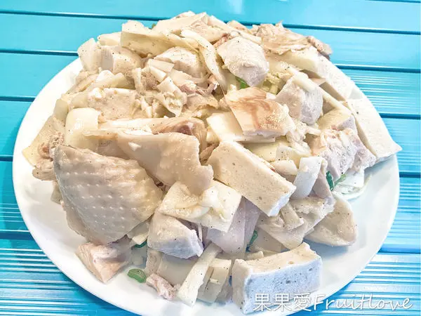 炎炎夏日吃鹽水雞好唰嘴～～停不下來的好味道，不卡牙齒的鹽水雞  雞中之霸鹽水雞大里店 