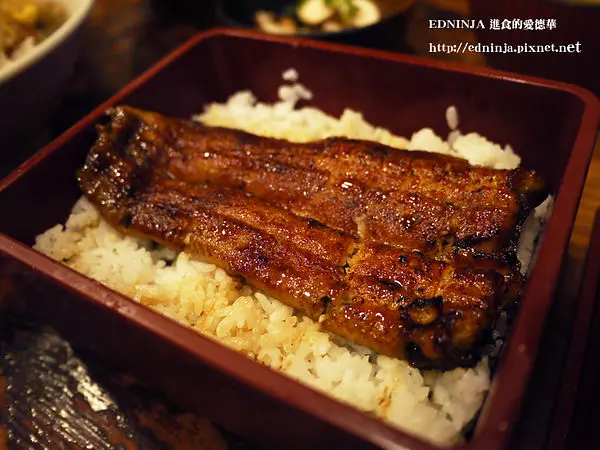 [食記]台北中山-老字號排隊人氣鰻魚飯名店 肥前屋