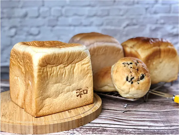 【台北美食￭松山區】和土司 食パン專門店 x 沒有預訂吃不到的生土司！日本職人的精神，真材實料高成本、和土司，推必吃║ 捷運小巨蛋吐司專門店推薦、松山區吐司專門店推薦、台北生吐司