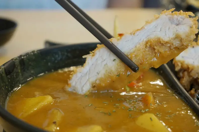 台南咖哩推薦 台南北區 【才川和洋料理】CP值超高的百元日式定食！讓你(妳)飽到天靈蓋│台南唐揚雞│台南咖哩│台南轉運站