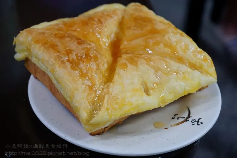 新營小吃美食 台南新營區 【尚屋宵夜豆奶專賣店】 新營最狂宵夜！！高達11種厚片吐司口味11種蛋餅口味，能不來吃嗎?台南宵夜丨台南新營必吃丨台南蛋餅