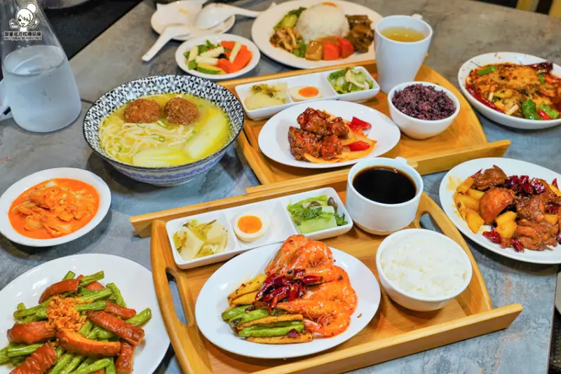 巷弄高cp值川浙菜，好吃再訪必吃 芳師傅私房菜、個人獨享餐｜河堤社區隱藏版美食 - 跟著尼力吃喝玩樂＆親子生活