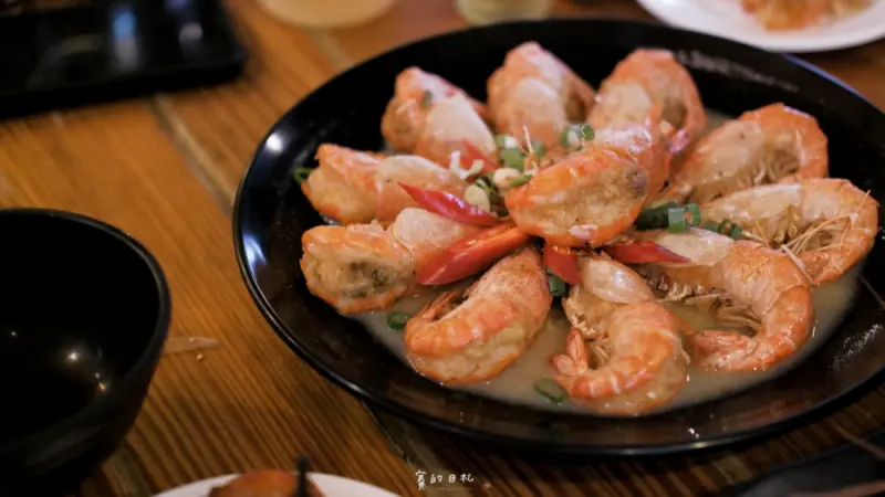 青海岸活蝦料理｜台中鮮蝦料理｜超新鮮、超多種泰國蝦料理！餐點份量大、停車方便、價格合理！