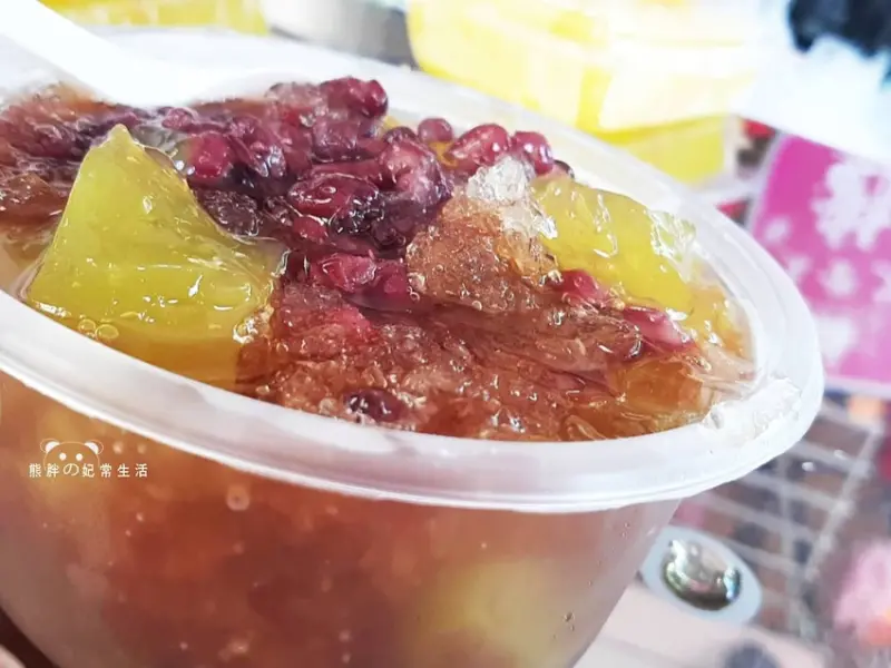 【台中南區】無名粉粿冰攤，第三市場內人氣小小冰攤，粉粿滑Q，紅豆綿密，黑糖糖水甜而不膩，酷熱消暑的最佳良伴