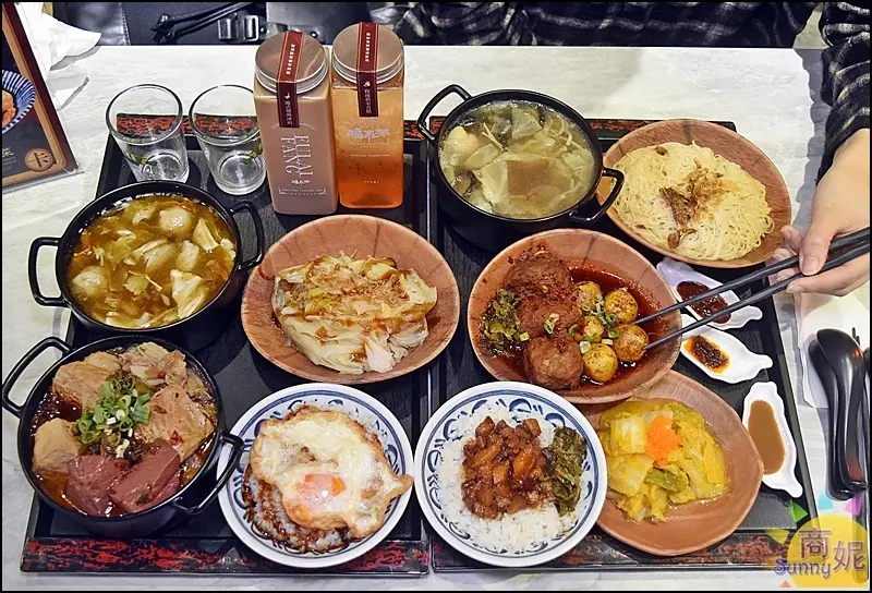 福來芳|網評4.5星台灣豬肉製作超好吃川辣銷魂滷肉飯 麻辣鴨血堆滿滿用料實在不到百元價@商妮吃喝遊樂