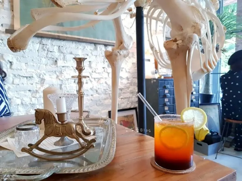 《高雄美食》猶生 AMAR❤絕美標本屋~沉醉在時間靜止的空間裡...