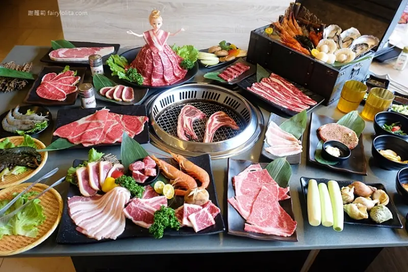 只要699元，大口嗑和牛、生猛海鮮，超過70種食材讓你吃到爽！