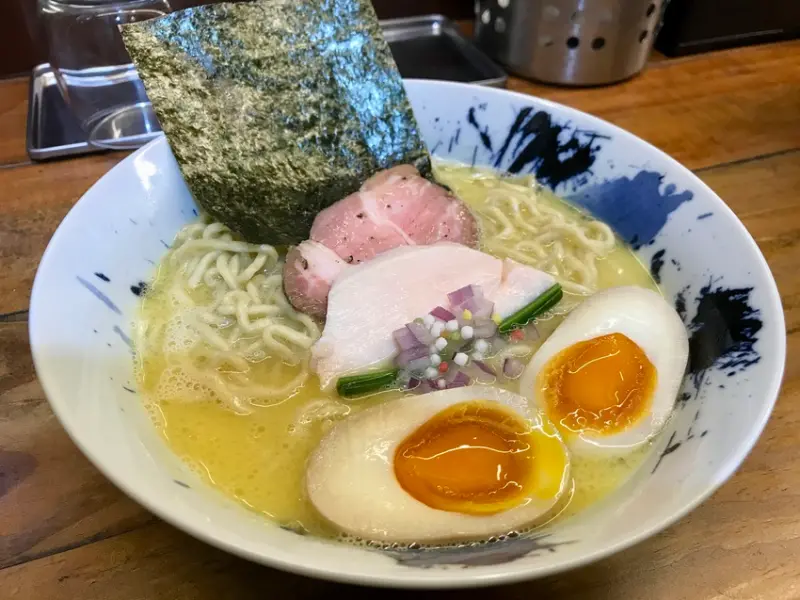 拉麵公子｜濃厚雞白湯拉麵令人驚艷，值得回訪的拉麵店