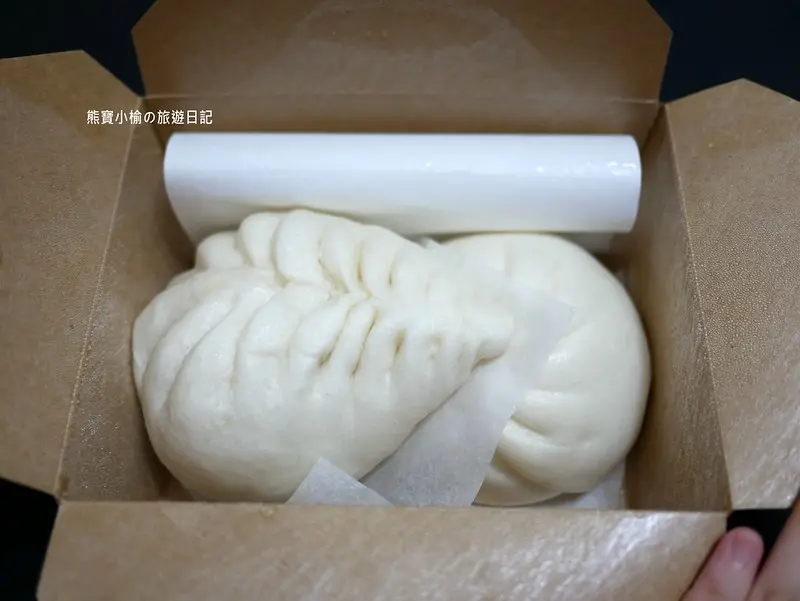 【新竹美食】打包包子好吃嗎？打包DABAO的開箱心得，網路超人氣團購美食推薦！文青風手工包子皮薄內餡多汁，當早餐下午茶消夜都適合。