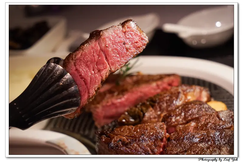 [台北]美國黑腳谷乾式熟成21天肋眼牛排。地中海牛排館