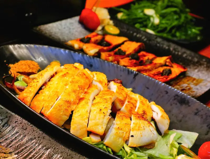 富氣水產。每日釣客直送生猛海鮮好吃真正青！遼寧夜市美食，中山區居酒屋推薦