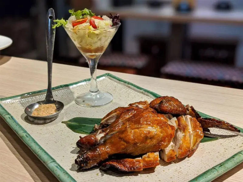 HUKI富氣水產｜必點招牌脆皮雞一吃上癮！百元有找的超大碗大蝦鮭魚味噌湯！遼寧夜市必吃居酒屋！中山日本料理推薦、中山居酒屋推薦、中山日式推薦、遼寧街美食推薦、遼寧夜市推薦、遼寧夜市日式推薦