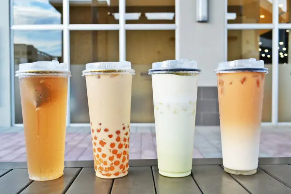 有寵物貓的飲料店！桃園手搖飲推薦《北茶屋》 白玉珍奶、紅茶拿鐵、纖腿茶黃金比例新鮮現做 還有外送服務喲～