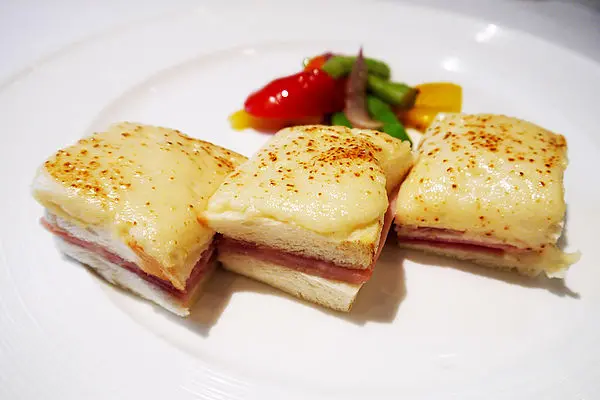 台北亞都麗緻大飯店。品味法式下午茶