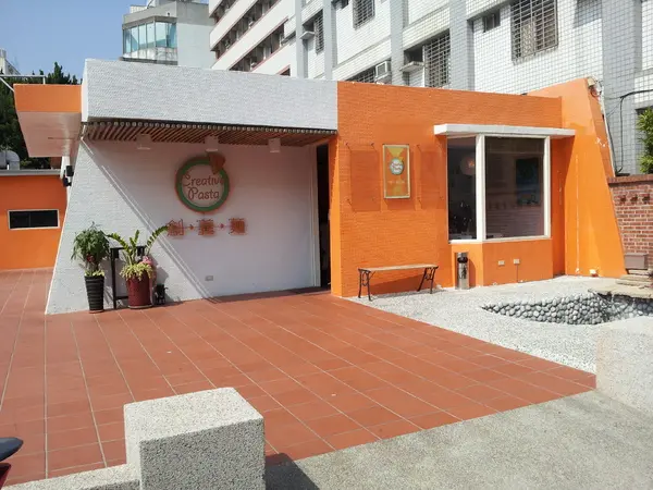 【台中東海】創義麵　二訪－口味很多都想試試看                
      