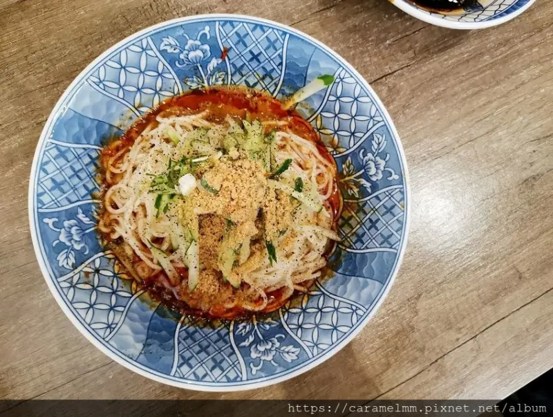 【台北文山】川國麵館 麻瘋麵 擔擔麵 麻辣鴨血 口水雞 辣勁十足 四川料理 文山美食 文山麵食館 興隆路四段