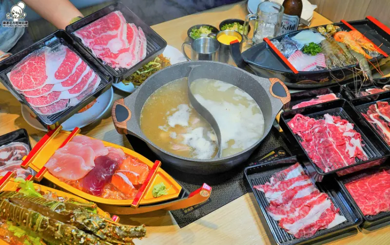 和牛祭 鍋物放題、和牛肉無限續點、水流蝦吃到飽｜肉肉海鮮控集合 - 跟著尼力吃喝玩樂＆親子生活