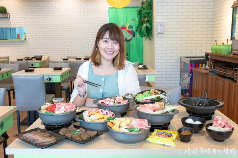 高CP值百元平價小火鍋，世界火鍋口味任你挑！內用自助吧免費吃到飽！新竹竹北火鍋推薦鍋賣局！ - ㄚ綾綾單眼皮大眼睛