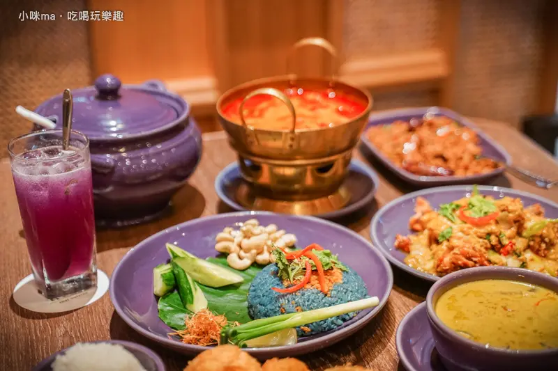 NARA Thai Cuisine泰式料理 新莊宏匯店 ▏宏匯廣場必吃榮獲米其林推薦泰國餐廳。黃咖哩軟殼蟹、八果椰子冰 獨特風味 一嚐就被圈粉。機場捷運 新莊副都心站