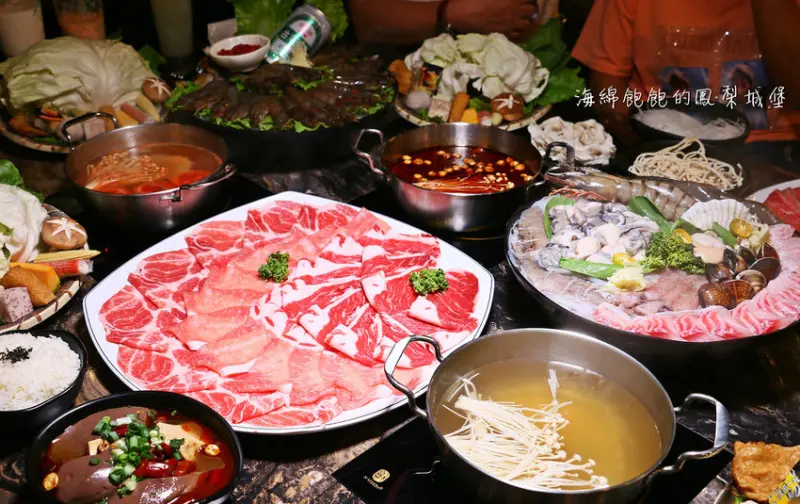 丰明殿涮涮鍋殿堂(芝山殿)｜士林芝山美食，試營運送肉盤，打卡再送手搖飲！菜單價位(捷運芝山站)