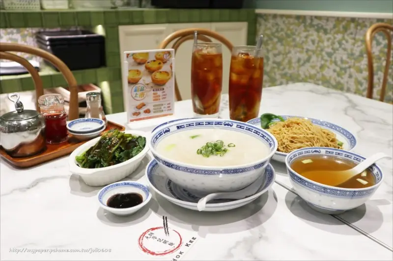 【學記港式茶餐廳Hok Kee】台北港式飲食推薦 香港五十年老字號美食 遠百信義A13 FoodOpera食代館美食廣場