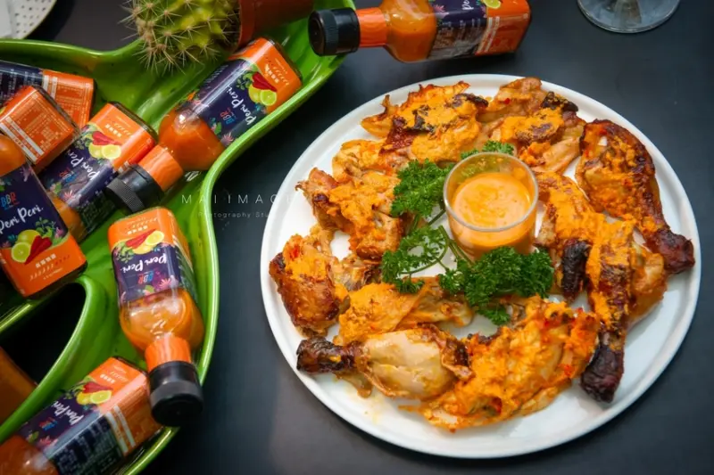 風靡全球的霹靂辣醬就在法國當代BBR～一瓶搞定所有料理。外燴專門餐廳、精品等級客製化外燴服務、時尚派對餐點、PeriPeri霹靂辣醬烤雞 @麥仔の生活日記