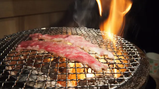 【新北市板橋區 / 吃到飽 / 燒烤】板橋燒肉王 499起炭火燒烤吃到飽 美國和牛 伊比利豬 櫻桃鴨 鍋物炸物任你吃