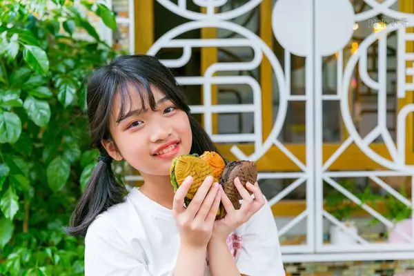 中壢龍岡美食-忠貞市場附近巷弄裡的肥美日式鯛魚燒還有好吃冰品飲料呢