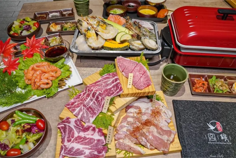 | 高雄美食 |蒸海鮮烤A5和牛燕窩奢華套餐三重享受/玉子粥無敵好吃/超肥美鮭魚拉麵必點/宮鶴炙燒專門店