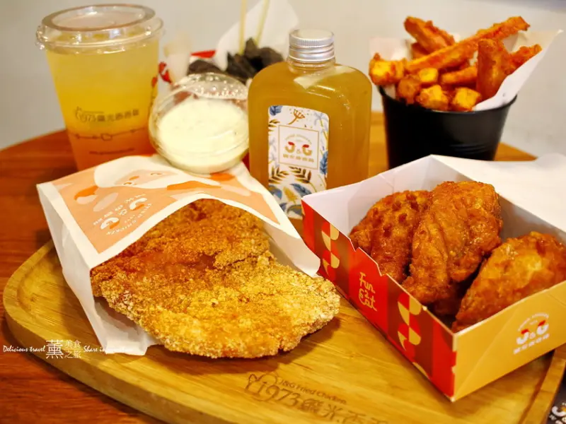 台中炸雞必吃→繼光香香雞/昌平店│黃紅綠任搭放大你的$200元│川麻雞排加購任一飲品任選半價優惠