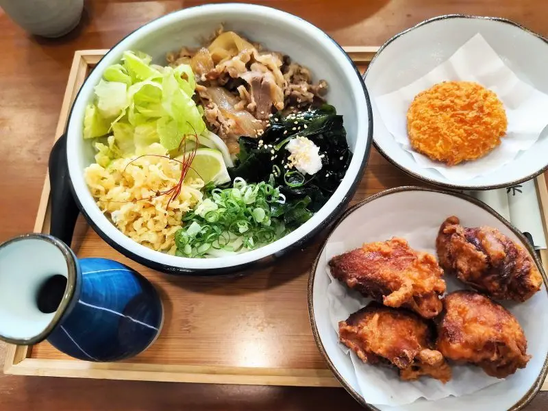 光川製麵-桃園蘆竹/烏龍麵超Q彈.炸雞酥脆好JUICY - 潔絲蜜愛生活