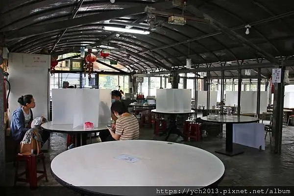 陽明山竹子湖賞金針花／故鄉金針花農園